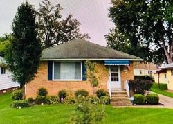Pre-foreclosure Listing in CARPENTER RD CLEVELAND, OH 44125