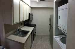 Pre-foreclosure in  NW 15TH CT Hollywood, FL 33024