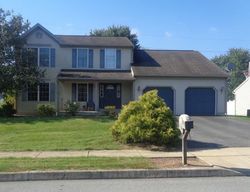  Mohegan Dr, Reading PA