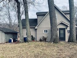 Pre-foreclosure Listing in LOG CABIN TRL WHITE LAKE, MI 48386