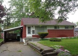 Pre-foreclosure in  E GRAHAM AVE Lansing, MI 48910