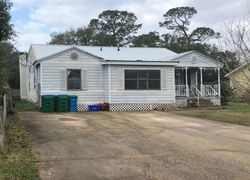 Pre-foreclosure in  9TH ST Pascagoula, MS 39567