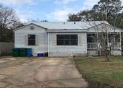 Pre-foreclosure in  9TH ST Pascagoula, MS 39567