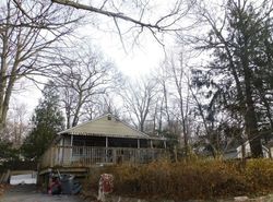 Pre-foreclosure in  SKIDMORE TRL Hopatcong, NJ 07843
