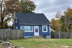 Pre-foreclosure in  SUTTON RD Hopatcong, NJ 07843