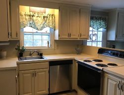 Pre-foreclosure Listing in LATIMER LN SIMSBURY, CT 06070