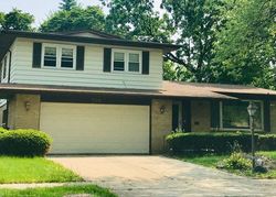 Pre-foreclosure Listing in W SUNSET DR GLENWOOD, IL 60425
