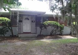 Pre-foreclosure in  NW 6TH ST Gainesville, FL 32601