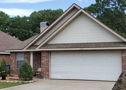 Pre-foreclosure in  SOPHIE ST Lafayette, LA 70501