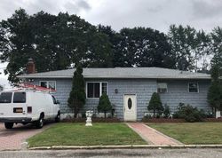 Pre-foreclosure Listing in CONERTY ST BRENTWOOD, NY 11717