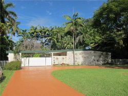 Pre-foreclosure in  SNAPPER CREEK DR Miami, FL 33143