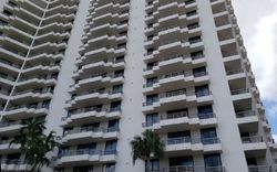 Pre-foreclosure in  NE 192ND ST  Miami, FL 33180