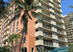 Pre-foreclosure in  S BAYSHORE DR # 504 Miami, FL 33133