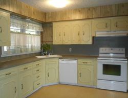 Pre-foreclosure in  E HANCOCK ST Muskogee, OK 74403