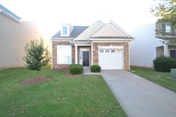 Pre-foreclosure in  HOLLAND PARK LN Charlotte, NC 28277