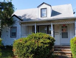 Pre-foreclosure Listing in LINCOLN AVE MANVILLE, NJ 08835
