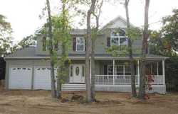 Pre-foreclosure in  WILLIAMSBURG WAY Yaphank, NY 11980