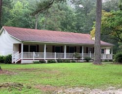 Pre-foreclosure Listing in STOREY ACRES RD SPRING LAKE, NC 28390