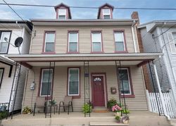 Pre-foreclosure in  N 2ND ST Womelsdorf, PA 19567