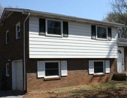 Pre-foreclosure Listing in MORNINGSIDE DR CLARKSVILLE, TN 37042