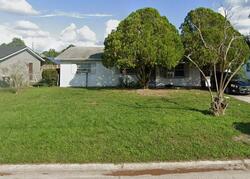 Pre-foreclosure in  CAREFREE COVE DR Winter Haven, FL 33881