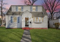 Pre-foreclosure Listing in SYCAMORE AVE SCOTCH PLAINS, NJ 07076