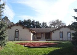 Pre-foreclosure in  SUNFLOWER DR Rockford, IL 61107