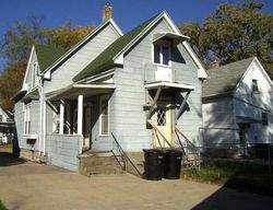 Pre-foreclosure in  W COMMERCIAL ST Appleton, WI 54914