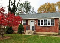 Pre-foreclosure Listing in PARKHOLME CIR REISTERSTOWN, MD 21136