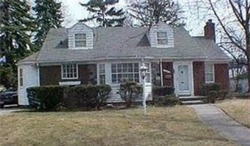 Pre-foreclosure in  PIEDMONT ST Detroit, MI 48223