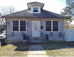 Pre-foreclosure in  S FELLOWSHIP RD Maple Shade, NJ 08052