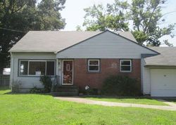 Pre-foreclosure in  LOCKAMY LN Norfolk, VA 23502