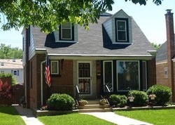 Pre-foreclosure in  N PLAINFIELD AVE Chicago, IL 60634