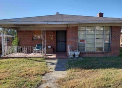 Pre-foreclosure in  COURT F Fairfield, AL 35064