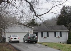 Pre-foreclosure in  RIDGEHEIGHTS DR Johnson City, TN 37615
