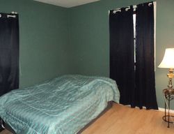 Pre-foreclosure in  FARNHAM DR Machesney Park, IL 61115