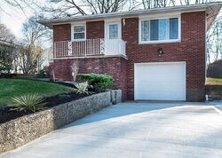  Linwood Rd, Akron OH
