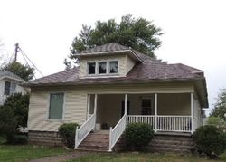 Pre-foreclosure in  W MARKS ST Swayzee, IN 46986