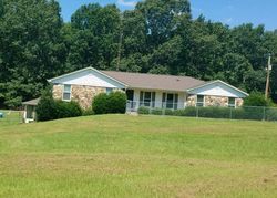 Pre-foreclosure in  COUNTY ROAD 5 Florence, AL 35633