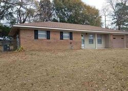 Pre-foreclosure in  VERNA CIR Daleville, AL 36322