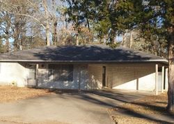  Taylor Dr, Pine Bluff AR