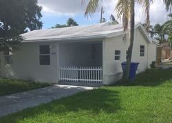  Grant St, Hollywood FL