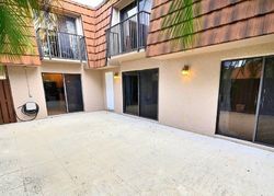  Wimbledon Dr, Hollywood FL