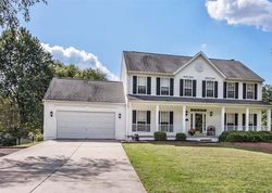 Pre-foreclosure in  OXMEAD RD Burlington, NJ 08016