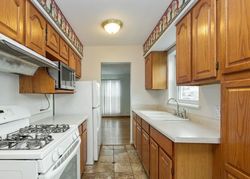 Pre-foreclosure Listing in HOLLY CT VILLA PARK, IL 60181