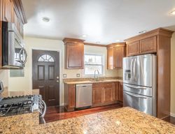 Pre-foreclosure in  SHEILA PL Lombard, IL 60148