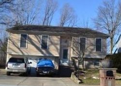 Pre-foreclosure in  S GARDEN AVE Roselle, IL 60172