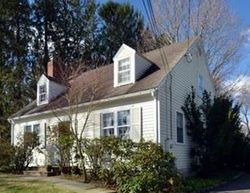 Pre-foreclosure in  QUEEN ST Newtown, CT 06470