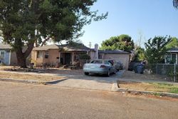 Pre-foreclosure in  E HAMMOND AVE Fresno, CA 93703
