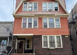 Pre-foreclosure Listing in PEARSALL AVE APT 2R JERSEY CITY, NJ 07305